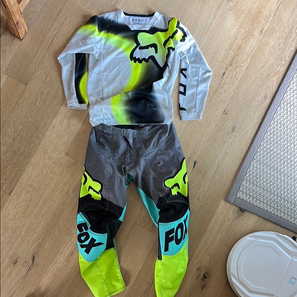 Fox 180 Youth Jersey and pants in Neon and Black